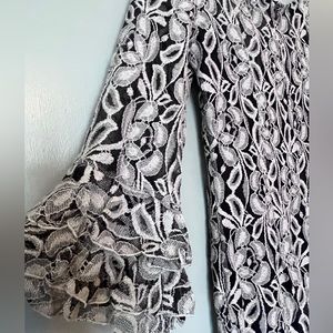 Muse Black and White lace overlay dress size 4